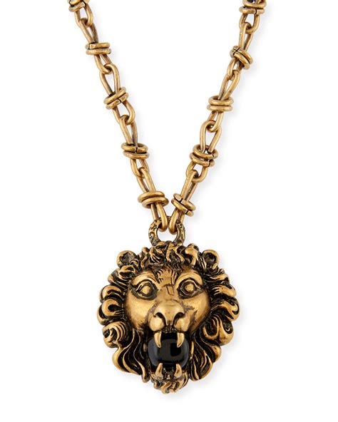 gucci lion head necklace